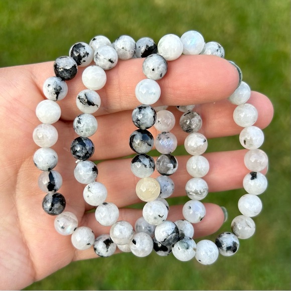 Moonstone 8mm bracelets - Picture 1 of 3